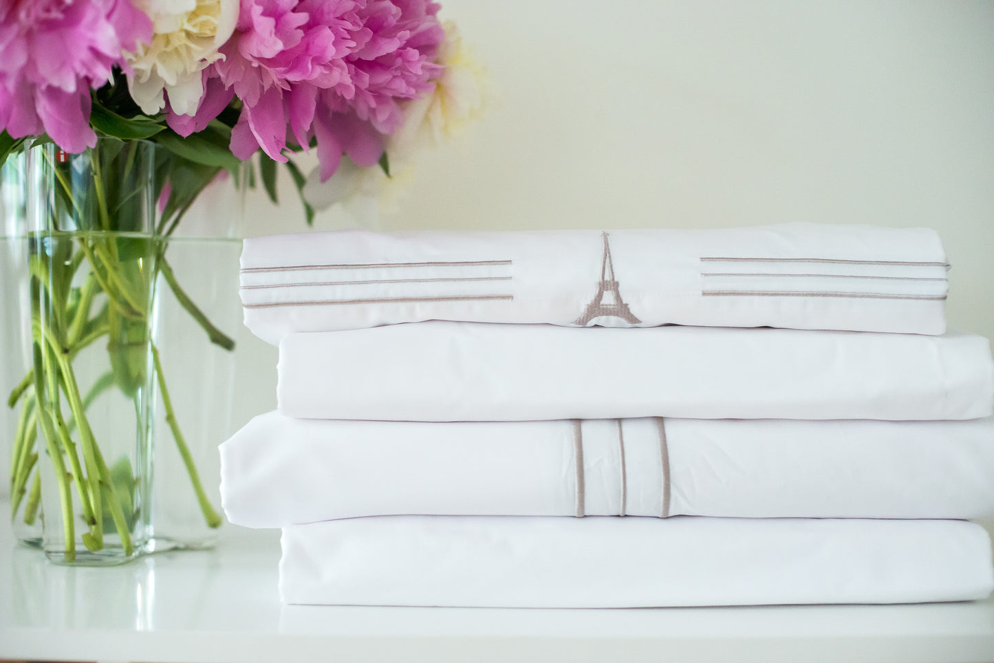 Eiffel Tower Luxury Queen Sheet Set